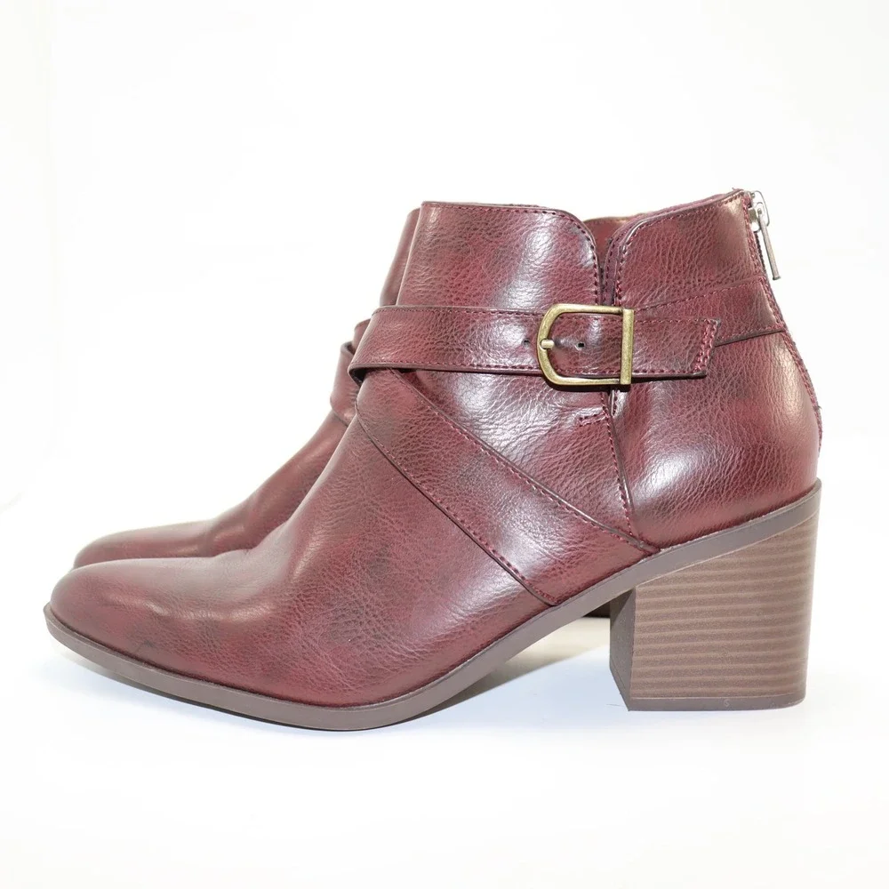 Frye and Co Pembrooke Ankle Boots 9M Burgundy Womens Dark Academia Booties